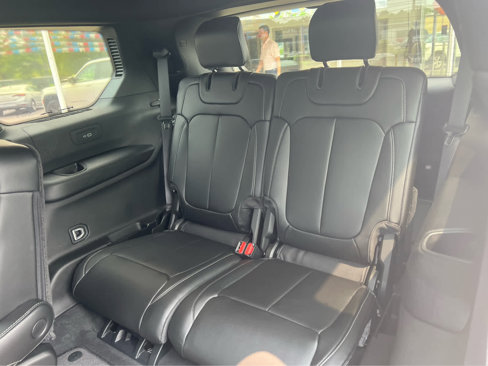 New 2025 Jeep Grand Cherokee L Limited w/ Black Appearance Package image 19