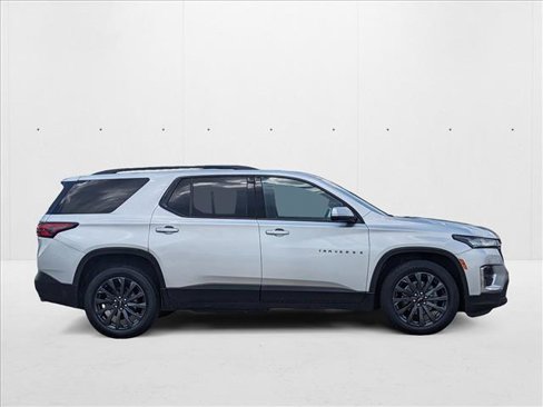 Used 2022 Chevrolet Traverse RS image 4