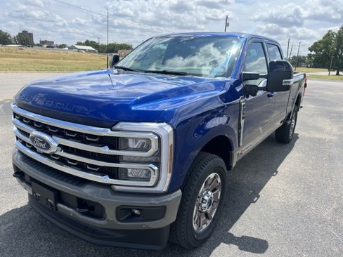New 2026 Ford F250 4x4 Crew Cab Super Duty image 2