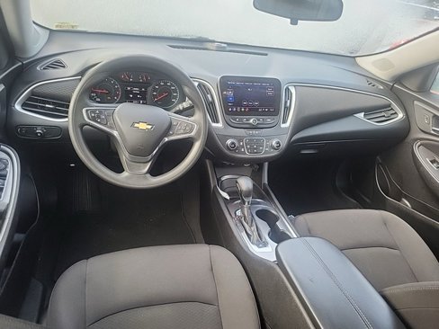 Used 2022 Chevrolet Malibu LT image 5