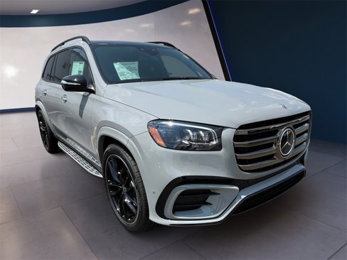 New 2025 Mercedes-Benz GLS 580 4MATIC image 4