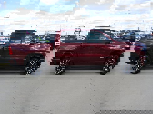 New 2025 RAM 1500 Laramie image 9