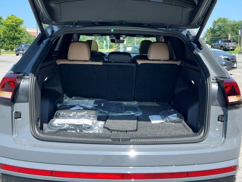 New 2025 Volkswagen Atlas Cross Sport SEL R-Line image 12