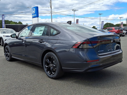 New 2025 Honda Accord SE image 4