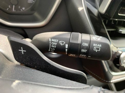 Used 2023 Toyota Corolla SE image 32