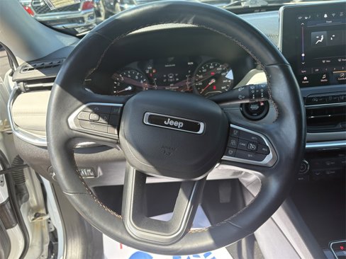 Certified 2022 Jeep Compass Limited w/ Sun and Sound Group image 20