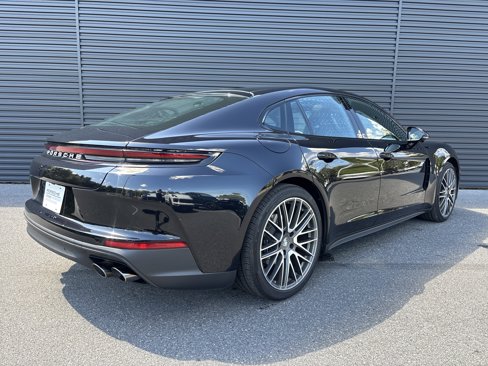 Certified 2025 Porsche Panamera image 2