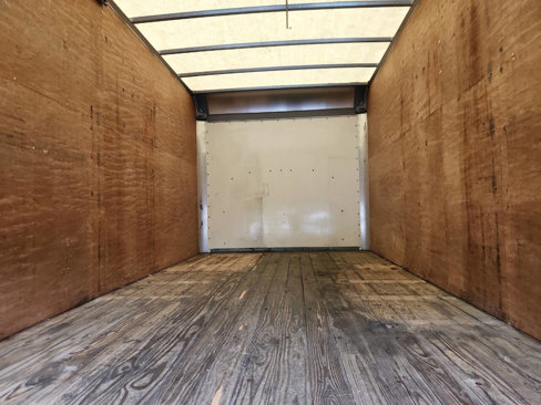Used 2016 Chevrolet Express 3500 Extended image 16
