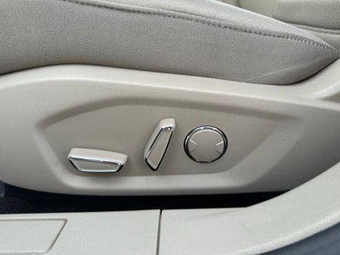 Used 2019 Ford Fusion SE image 19