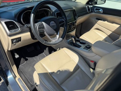 Used 2019 Jeep Grand Cherokee Limited w/ Trailer Tow Group IV image 13