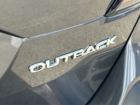 New 2025 Subaru Outback Limited image 13