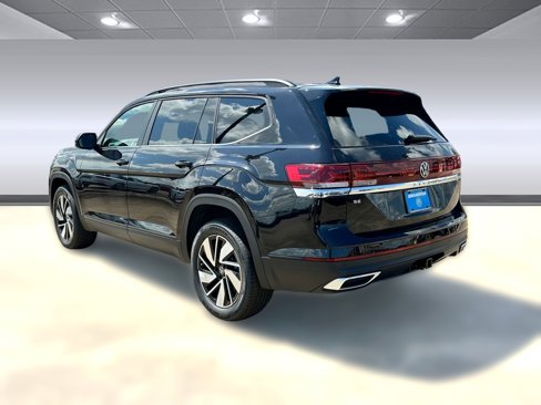 New 2026 Volkswagen Atlas SE image 3