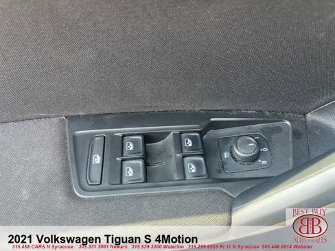 Used 2021 Volkswagen Tiguan S image 12