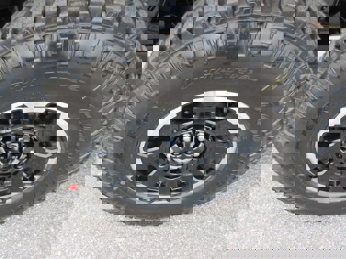 New 2025 Ford F250 XLT w/ Black Appearance Package image 9
