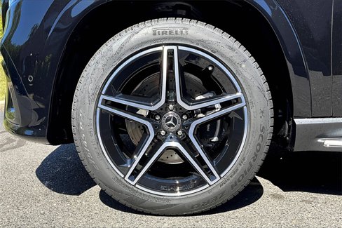 New 2026 Mercedes-Benz GLS 450 4MATIC image 12