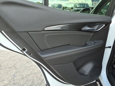Certified 2022 Buick Envision Preferred w/ Safety Package image 21