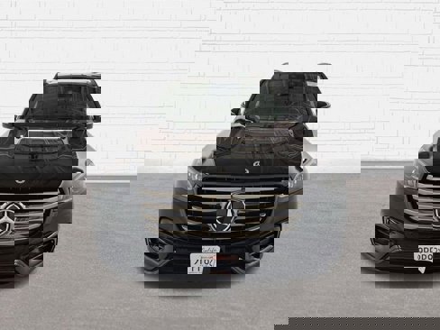 Used 2024 Mercedes-Benz GLS 450 4MATIC w/ AMG Line Exterior image 3