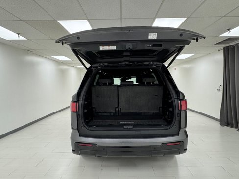 Used 2024 Toyota Sequoia Platinum image 39