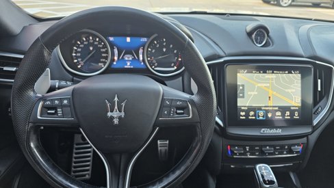 Used 2020 Maserati Ghibli GranSport image 50
