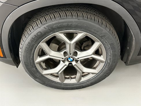 Used 2024 BMW X3 xDrive30i image 11