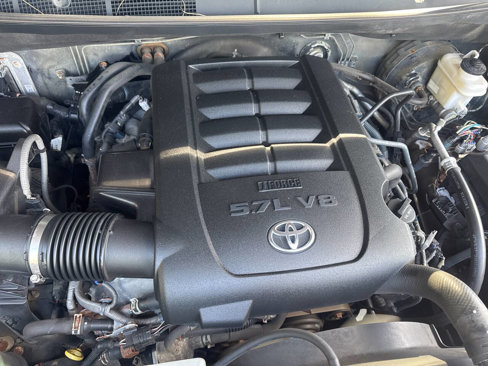 Used 2015 Toyota Tundra SR5 image 30
