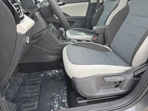 New 2025 Volkswagen Taos S image 22