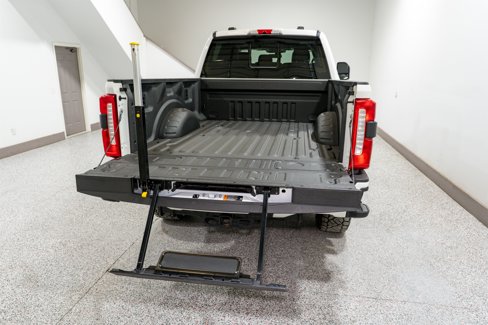 Used 2024 Ford F250 Lariat w/ Lariat Ultimate Package image 11