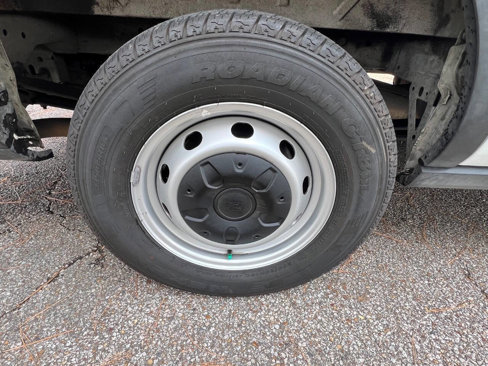 Used 2020 Ford Transit 250 Low Roof image 21
