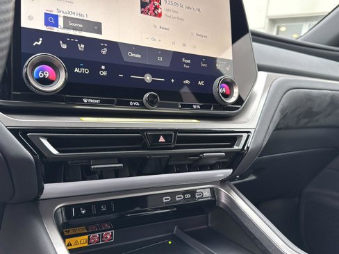 New 2025 Lexus TX 500h AWD image 24