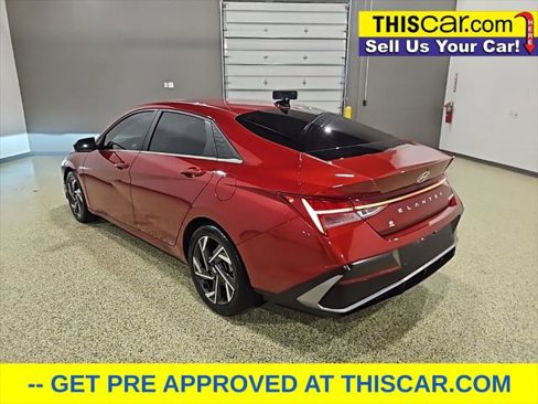 Used 2024 Hyundai Elantra Limited image 5