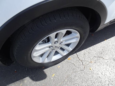 Used 2015 Ford Explorer FWD image 20