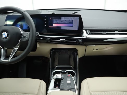 Used 2025 BMW X1 xDrive28i w/ Technology Package image 14