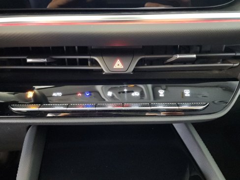Certified 2024 Buick Envision Preferred image 27