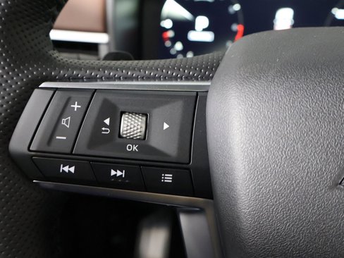 New 2025 Mitsubishi Outlander SEL image 47