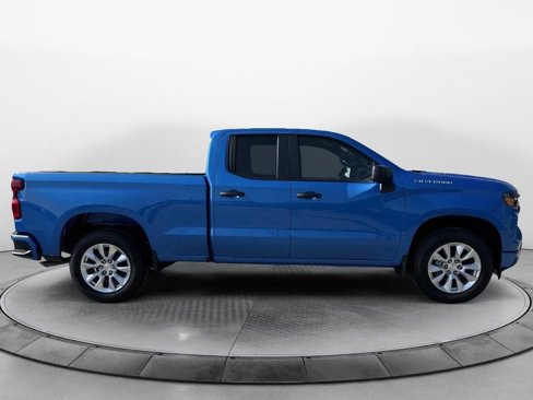 New 2026 Chevrolet Silverado 1500 Custom image 2