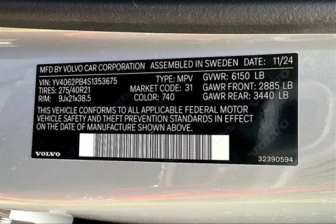 Certified 2025 Volvo XC90 B6 Plus w/ Protection Package Premier image 16