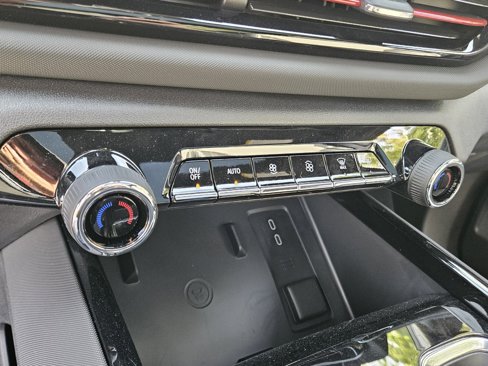 New 2026 Chevrolet Silverado EV Trail Boss image 22