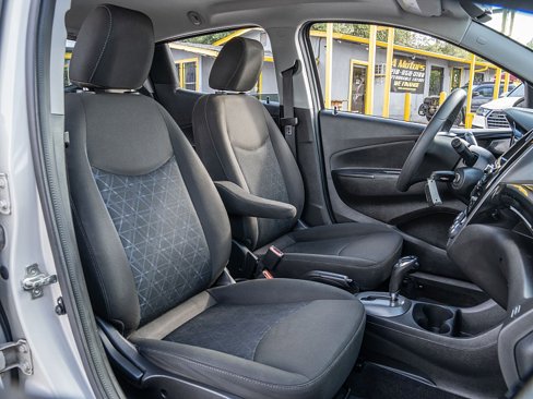 Used 2021 Chevrolet Spark LT image 21