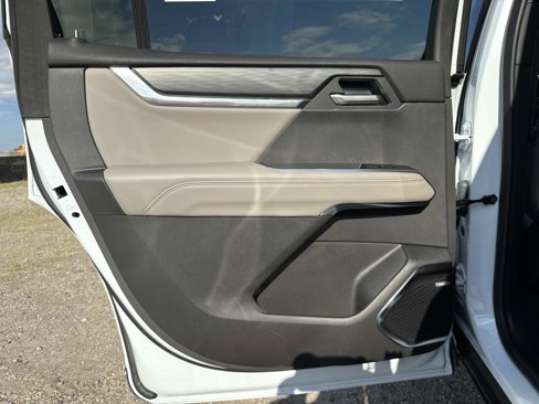 New 2026 GMC Acadia Elevation w/ Elevation Premium Package image 13