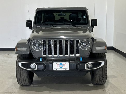 Used 2023 Jeep Wrangler Unlimited Sahara w/ Cold Weather Group image 9