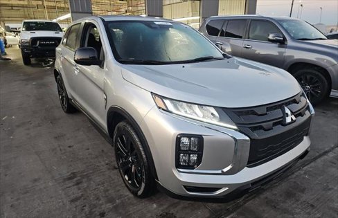 Used 2025 Mitsubishi Outlander Sport AWD image 4