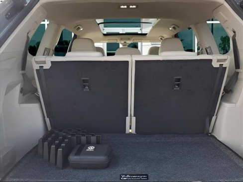 New 2026 Volkswagen Atlas SEL Premium R-Line image 3