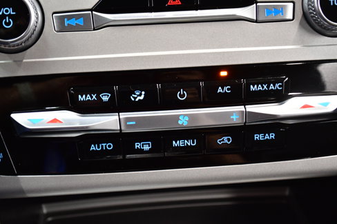 Used 2024 Ford Explorer XLT w/ Equipment Group 202A image 29