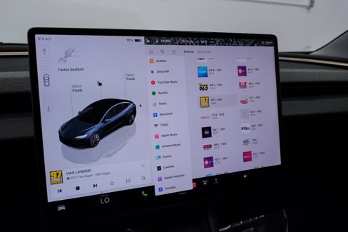 Used 2025 Tesla Model 3 Long Range image 31