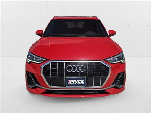Used 2024 Audi Q3 2.0T Premium image 2