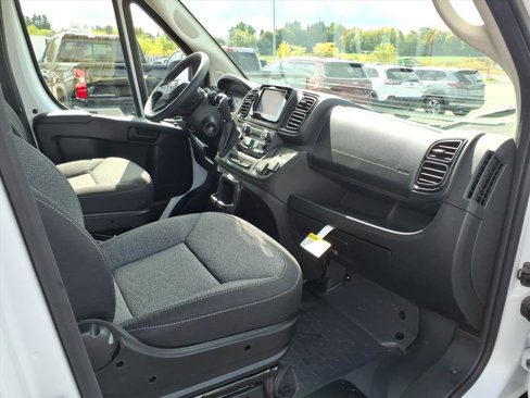 Used 2025 RAM ProMaster 2500 w/ Convenience Group image 10