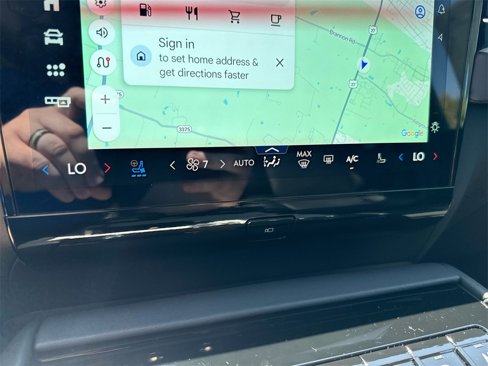 New 2025 Lincoln Navigator L Reserve w/ Jet Appearance Package image 16