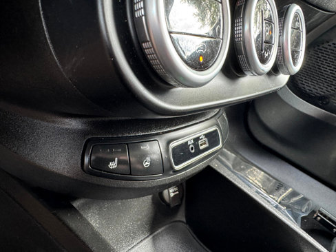 Used 2017 FIAT 500X Trekking image 26