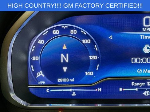 Used 2023 Chevrolet Suburban High Country image 12