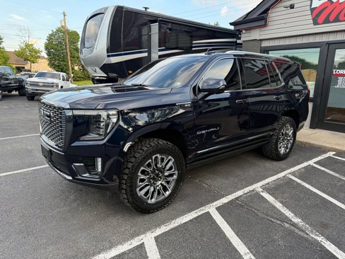 Used 2023 GMC Yukon Denali Ultimate image 7